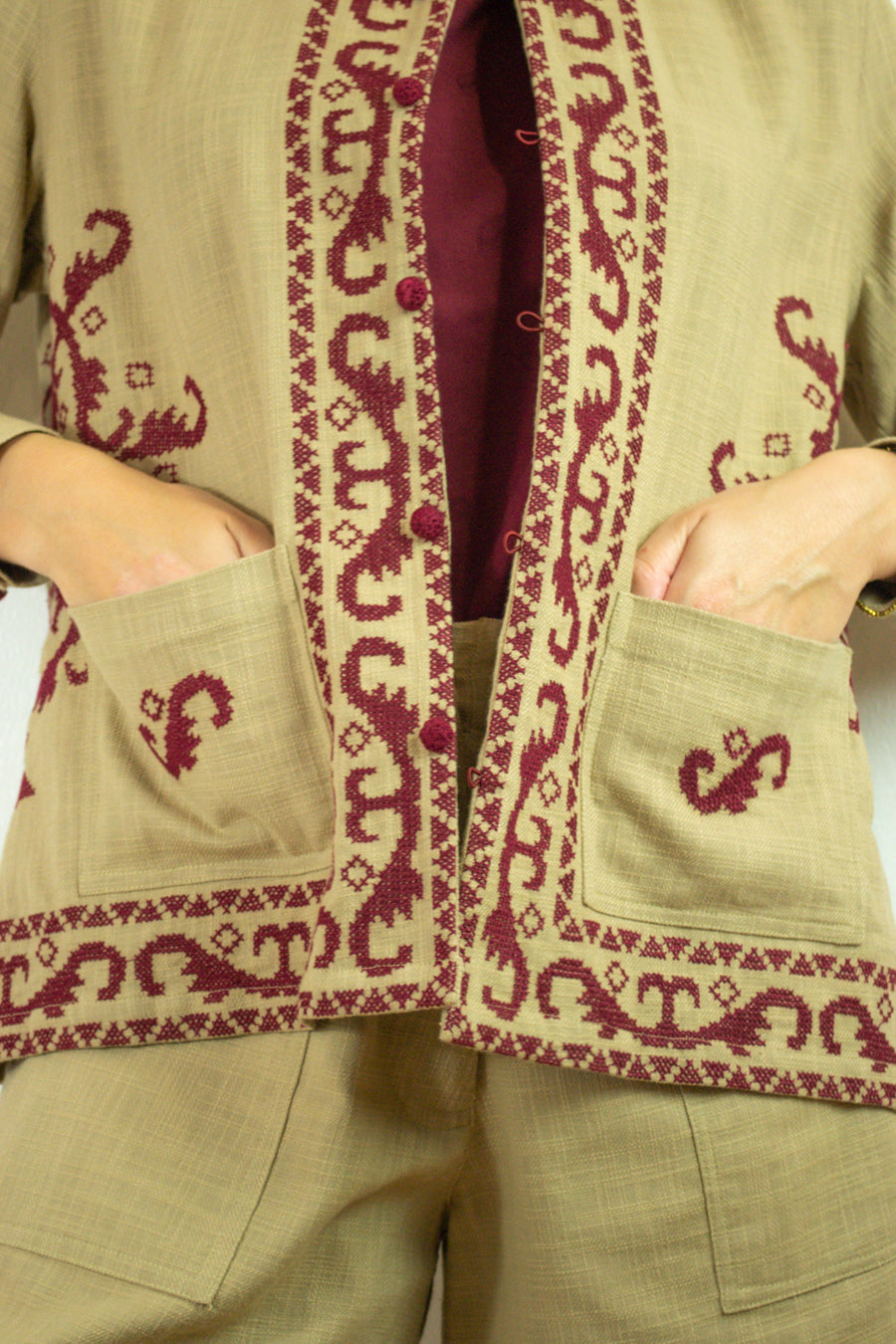 Giacca Dixie Beige Ricamo Etnico Bordeaux