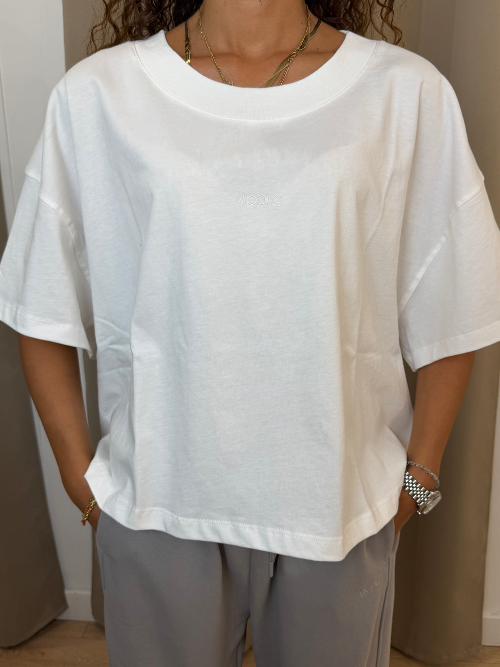 T-Shirt Vicolo Logo Over Bianco