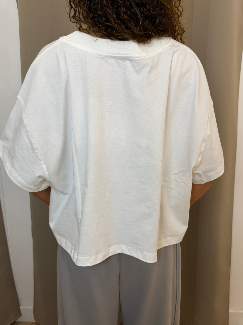 T-Shirt Vicolo Logo Over Bianco