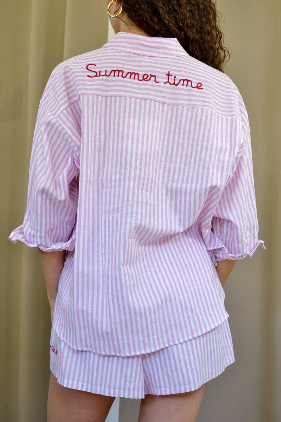 Camicia gessata rosa e bianco fit a scatoletta con tasca lato cuore — Margé Pomezia