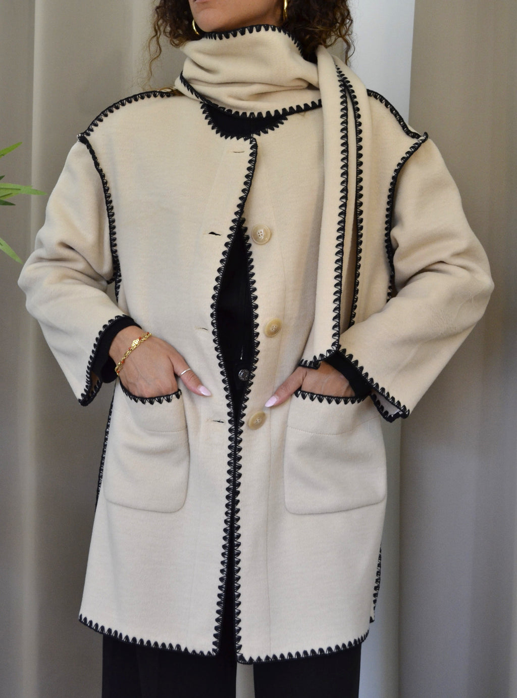 Cappotto Goa Goa con Bordura a Zigzag Beige