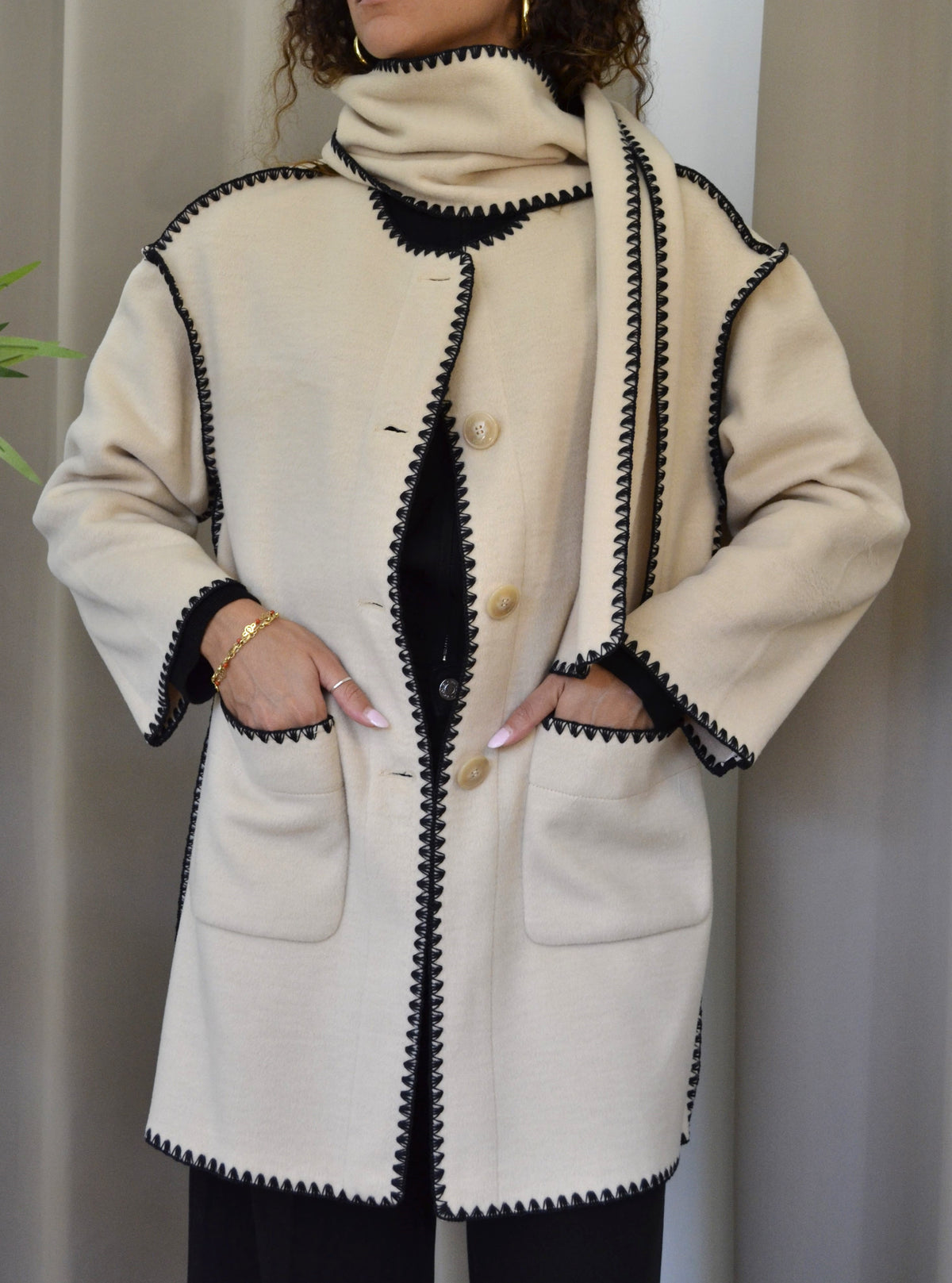 Cappotto Goa Goa con Bordura a Zigzag Beige