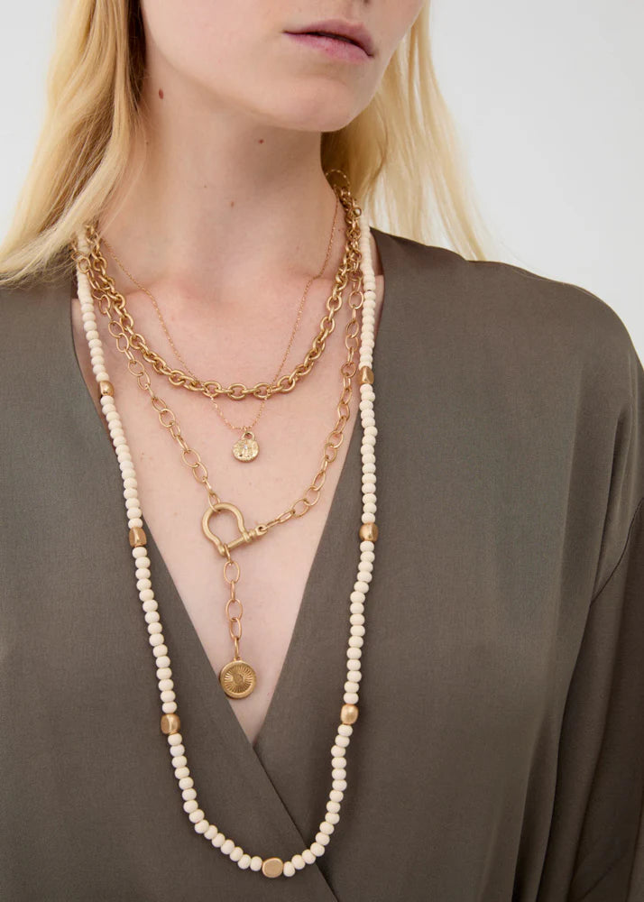 Collana Nalì Lunga Multifilo Sfere in Legno Oro