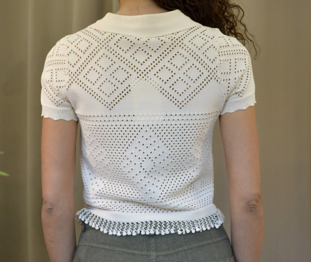 Polo crochet Goa Goa Melina ecru traforata con bordo
smerlato, vista posteriore, Margé Pomezia